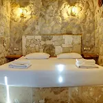 Ala Stone Hotel
