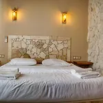 Ala Stone Hotel *
