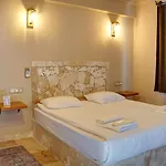Ala Stone Hotel *