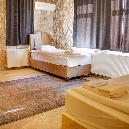 Hotel Ala Stone House *