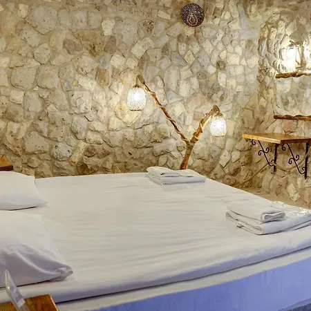 Ala Stone House Hotel