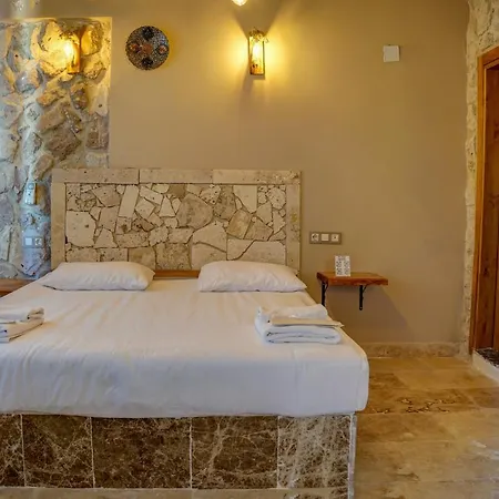 Ala Stone - Balloon View Experience Hotell