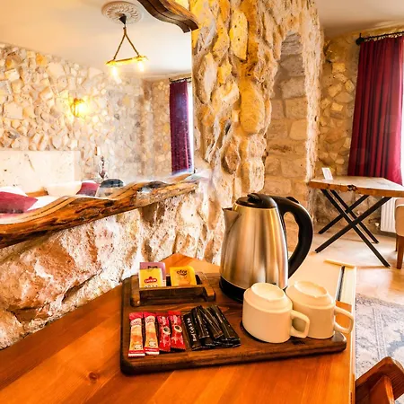 Hotel Ala Stone