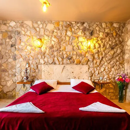 Ala Stone * Göreme