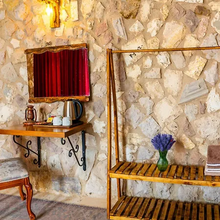 Hotel Ala Stone *