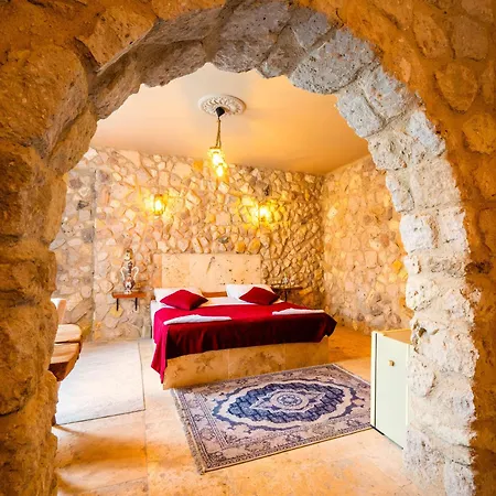 Hotel Ala Stone *