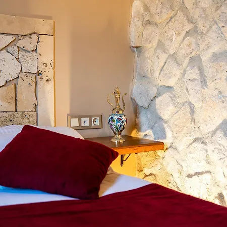 Hotel Ala Stone