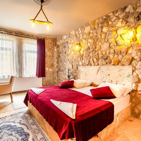 Ala Stone Hotel